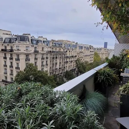 Eiffel Tower - Luxury 2 Bdm Apartment Paris