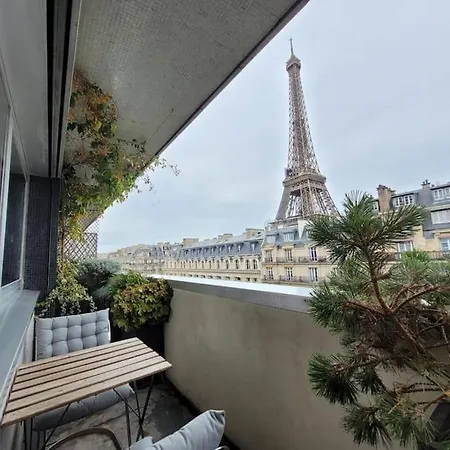 Apartment Eiffel Tower - Luxury 2 Bdm
